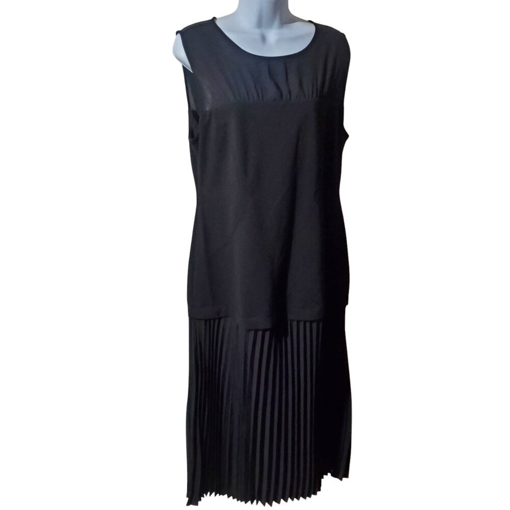 Halston black pleated dress Mesh top Sz 12 NWT